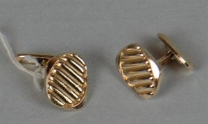 Image description is not available for DU1968.248.5a-b